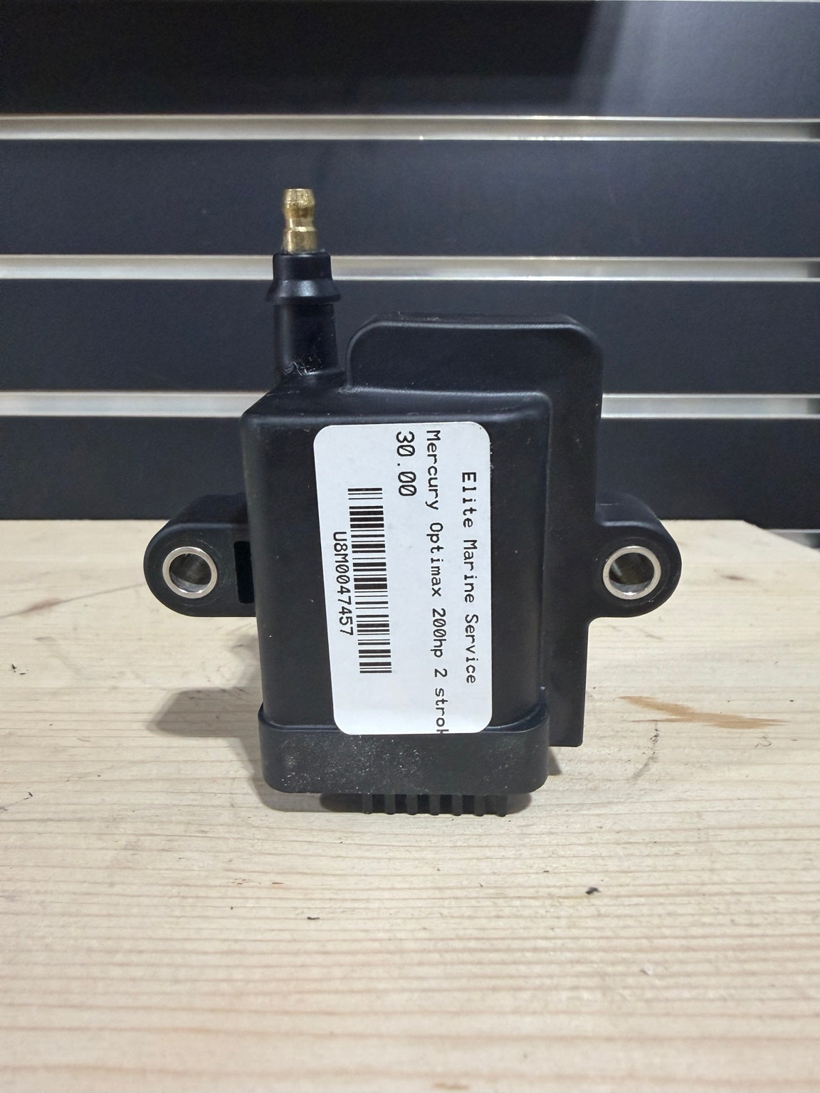 Used Mercury OptiMax ignition coil 8M0047457 actual item view 0800