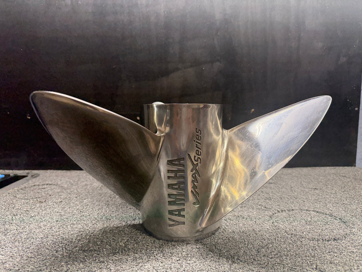 Used Yamaha VMAX T1 15 1/8 × 25 stainless steel propeller