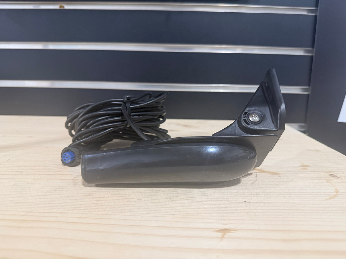 Garmin GT20 transducer with cable and mounting bracket